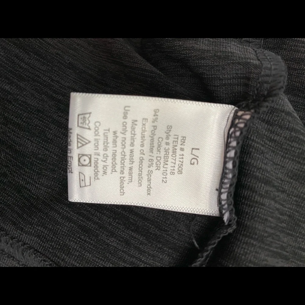 Reebok 1/4 Zip Pullover - Picture 6 of 6